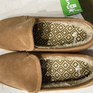 Sanuk Tan Slip-On Shoes with Geometric Lining